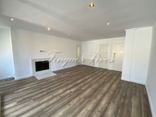 Affitto Appartamento in Centre. Disponibilidad inmediata de piso 3 habitaciones y 2 baños en cen