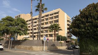 Piso en Sant Vicen� Platja. 1� linea de mar en sant vicen� de montalt