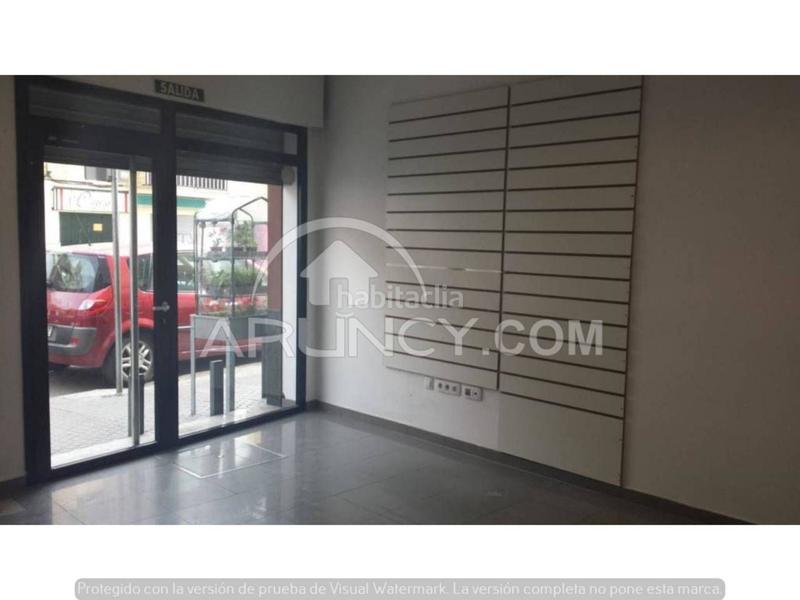 Foto 76316280-aeda-410c-8492-8c5385557490. Location local commercial dans Torreblanca Sevilla
