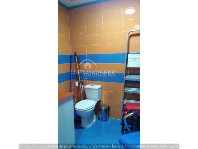 Foto 2e2350bd-83ce-4c0f-bf6a-8932bfe77714. Lloguer local comercial a Villegas Sevilla