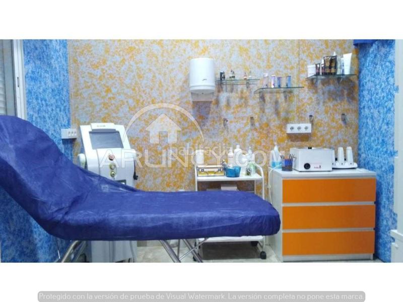 Foto 54dc9733-1e6f-4a46-9973-e8d3825626bf. Lloguer local comercial a Villegas Sevilla