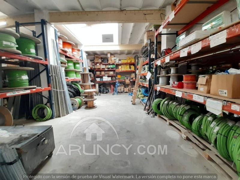 Foto 4d9ec569-7ce1-4978-9bf3-3ad66585f365. Lloguer local comercial a San Pablo Sevilla