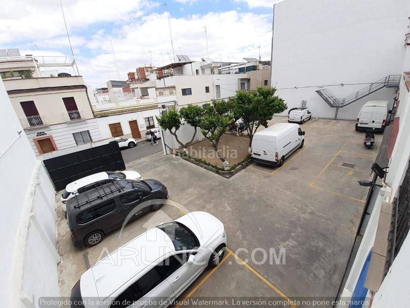Foto b2f75f86-31d3-42be-acb2-adbd7e7adbfb. Lloguer local comercial a San Pablo Sevilla