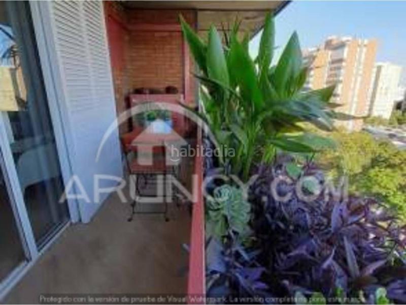 Foto e3d980f2-ebc3-4110-8b71-c2b3223be3c9. Lloguer pis amb calefacció piscina a La Buhaira Sevilla