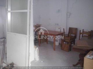 Location Local commercial à El Plantinar - Avda. La Paz - El Juncal. Superf. 60 m², divisiones, planta baja, gastos comunidad inc, ag