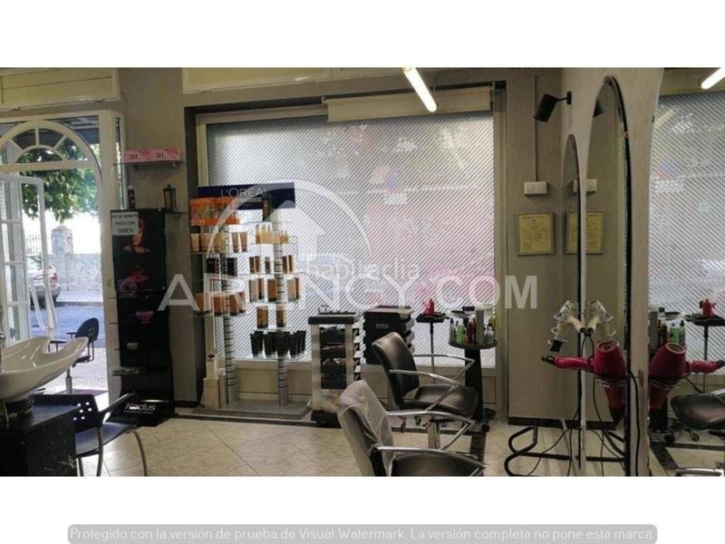 Foto 27a530f0-fba5-40b4-b93e-328bd0460426. Rent business premise with heating in Barrio del Nervión Sevilla