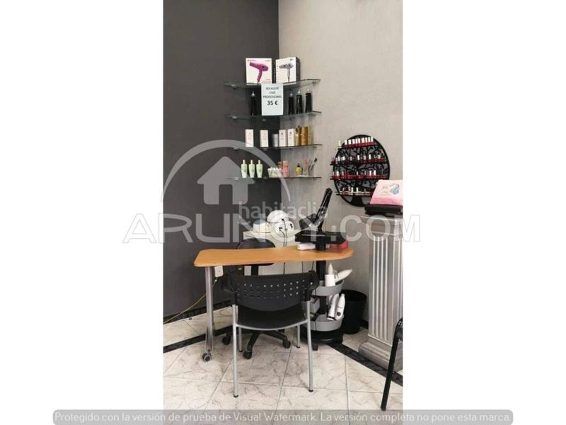 Foto c747f56c-62de-41c7-9ae0-a38c2982b9dc. Rent business premise with heating in Barrio del Nervión Sevilla