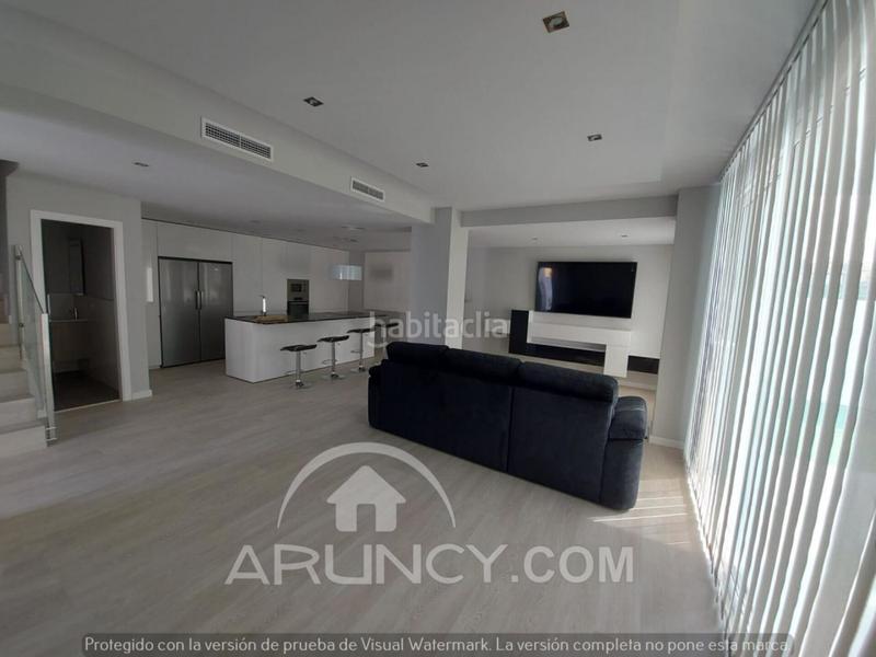 Foto def97370-eff6-4343-854f-c59acbd7f614. Location chalet avec chauffage piscine dans Olivar de Quintos Montequinto
