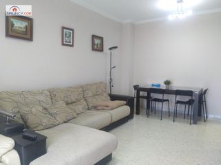 Alquiler Piso en San Jerónimo - La Bachillera. Piso en alquiler para estudiantes o myr en zona san jerónimo