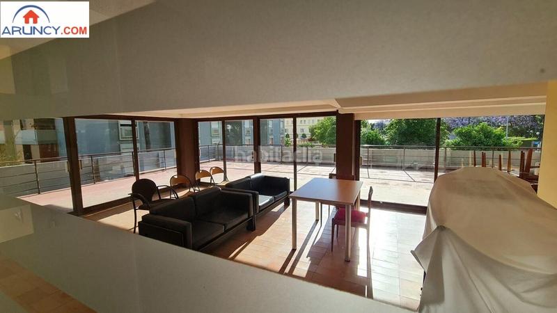 Foto df0d5835-fbf4-4478-9d02-72987010c0e2. Alquiler piso oportunida de alquilar un magnifico piso en el edificio huerta del rey !!!! en Sevilla