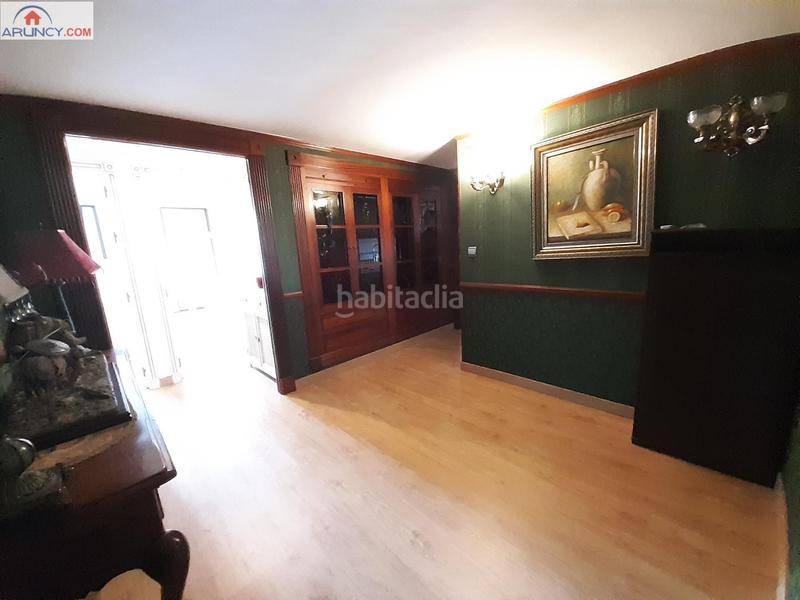 Foto 278a8ed2-4ac1-4d4a-a6cc-ed280aaa361f. Location appartement avec chauffage piscine dans La Buhaira Sevilla