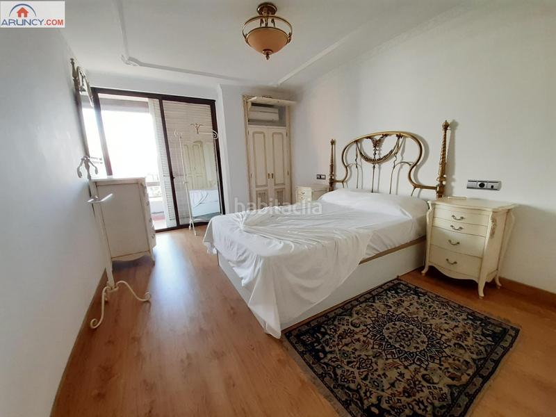 Foto 32e8b7f0-deca-43d6-9f3c-f0945ba11433. Location appartement avec chauffage piscine dans La Buhaira Sevilla