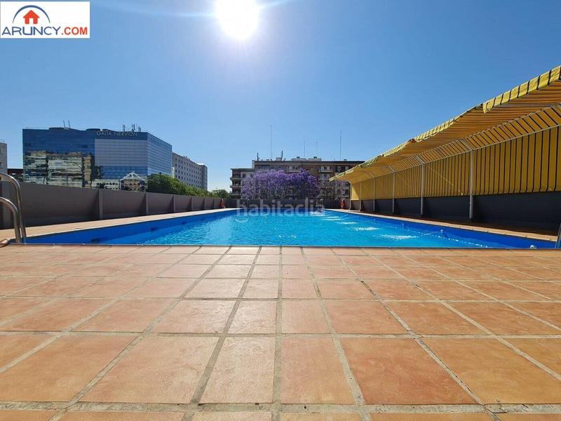 Foto 595a584b-9a49-40a7-98c9-dd3749448dbd. Location appartement avec chauffage piscine dans La Buhaira Sevilla