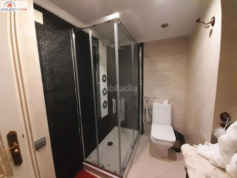 Foto a5d005a3-2556-4195-a0e3-ac652231d07f. Location appartement avec chauffage piscine dans La Buhaira Sevilla