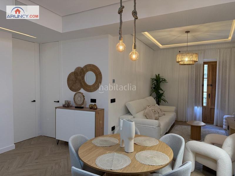 Foto 6cd1afaa-d0fd-4359-9a06-0cdc1a53202d. Appartement avec chauffage dans Alfalfa - Santa Cruz Sevilla