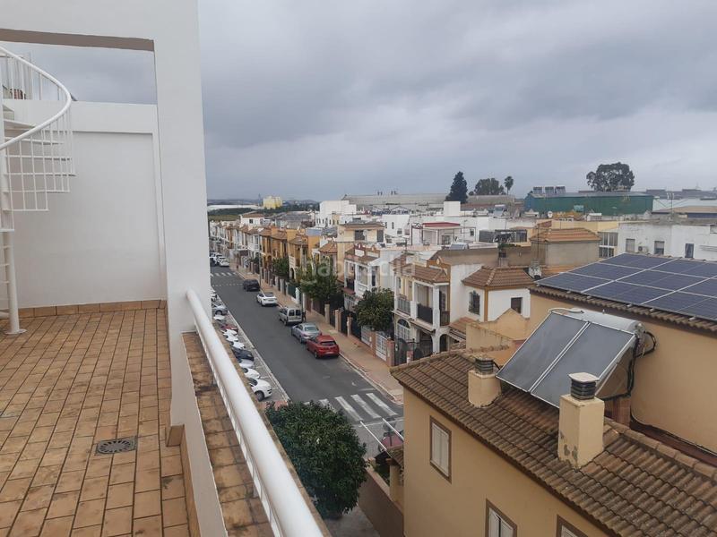 Foto d217ba23-4f86-4394-8fce-504e5bc117fd. Àtic a La Motilla - Fuente del Rey Dos Hermanas