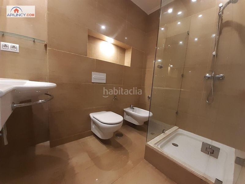 Foto 4e50a316-87a6-4ea6-812c-868c3c396925. Xalet amb aparcament piscina a Santa Clara Sevilla