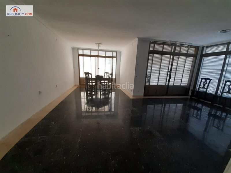 Foto db1992bd-a29d-4012-9556-3d6d71cf59d9. Xalet amb aparcament piscina a Santa Clara Sevilla