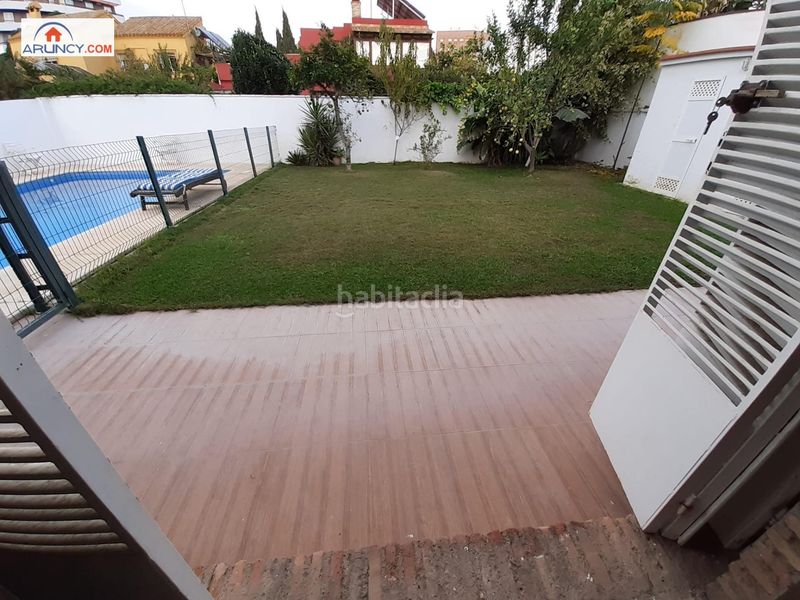 Foto f82f129c-5b5e-4ffe-aeb2-162f2ce7fb61. Xalet amb aparcament piscina a Santa Clara Sevilla