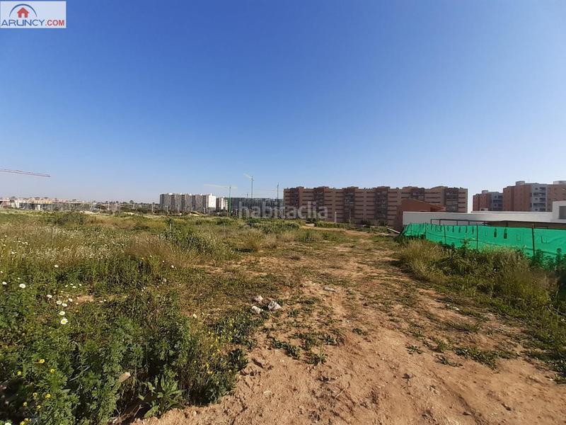 Foto 20d5b1c9-d1a0-4ead-92c2-c6741cb37a33. Terrain résidentiel dans Entrenúcleos Dos Hermanas