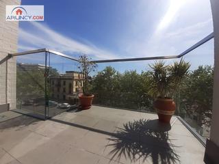 Pis  Avenida avenida de la ciudad jardín. Vivienda reestreno en nervión.