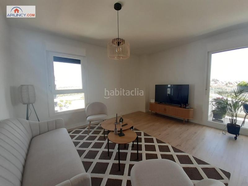 Foto 965c58db-a530-492a-870e-6a428b2f5c96. Location appartement avec chauffage parking piscine dans Dos Hermanas