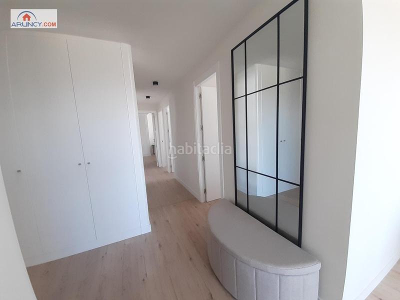 Foto 9c9be47c-f296-4e9d-a948-0fd7bcec60a7. Rent flat with heating parking pool in Entrenúcleos Dos Hermanas