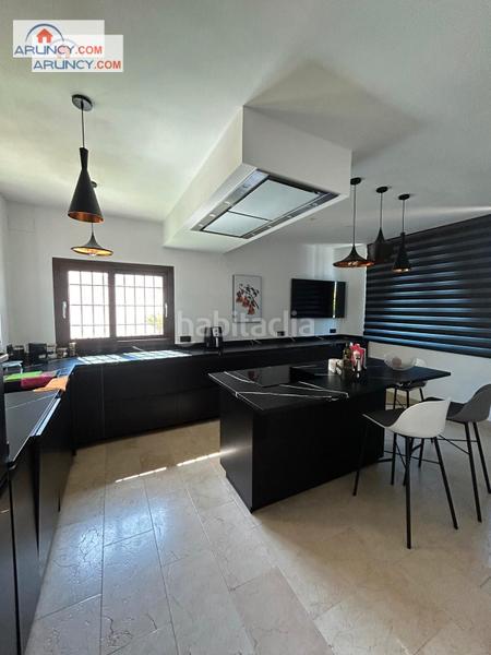 Foto 11c170e9-65c0-4049-af01-1006f014bdc1. Location chalet avec chauffage parking piscine dans Montequinto