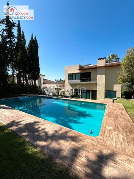 Foto 5a95415f-bd93-4eab-a471-d23c6e762f15. Location chalet avec chauffage parking piscine dans Montequinto