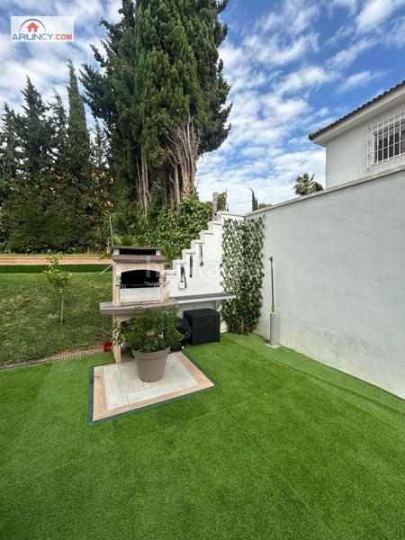 Foto 8ad08382-1206-4640-ab4f-8874bf2d5c6a. Location chalet avec chauffage parking piscine dans Montequinto