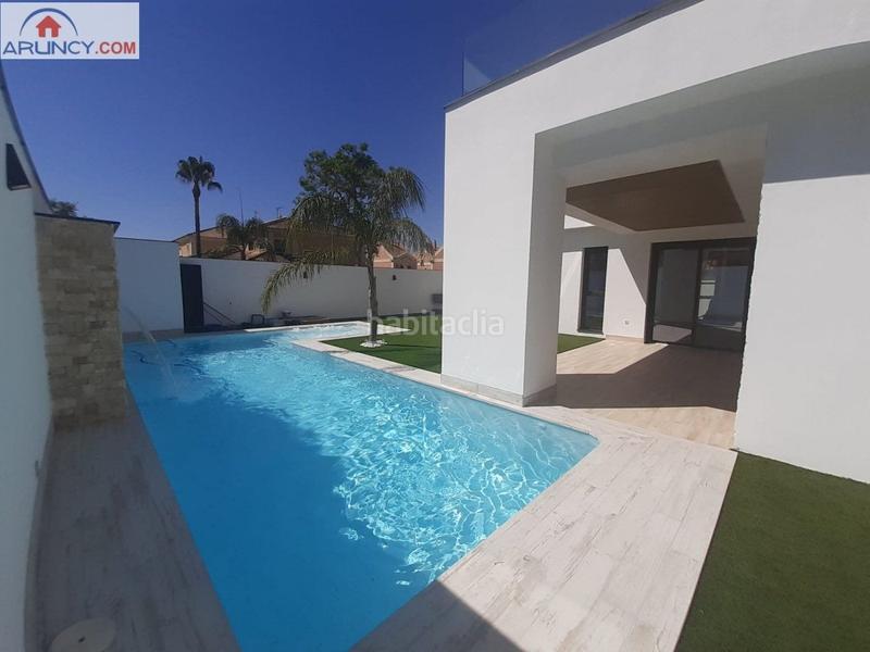 Foto 138cd58b-1278-4ede-b8c9-347643853710. Xalet amb calefacció aparcament piscina a Olivar de Quintos Montequinto