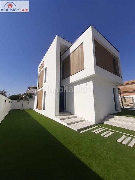 Foto 4a82250c-5072-4545-9d02-a692ec3f35f6. Xalet amb calefacció aparcament piscina a Olivar de Quintos Montequinto