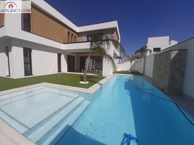 Foto 9895f285-c28a-4553-8f18-a8f91c5d7cf2. Xalet amb calefacció aparcament piscina a Olivar de Quintos Montequinto