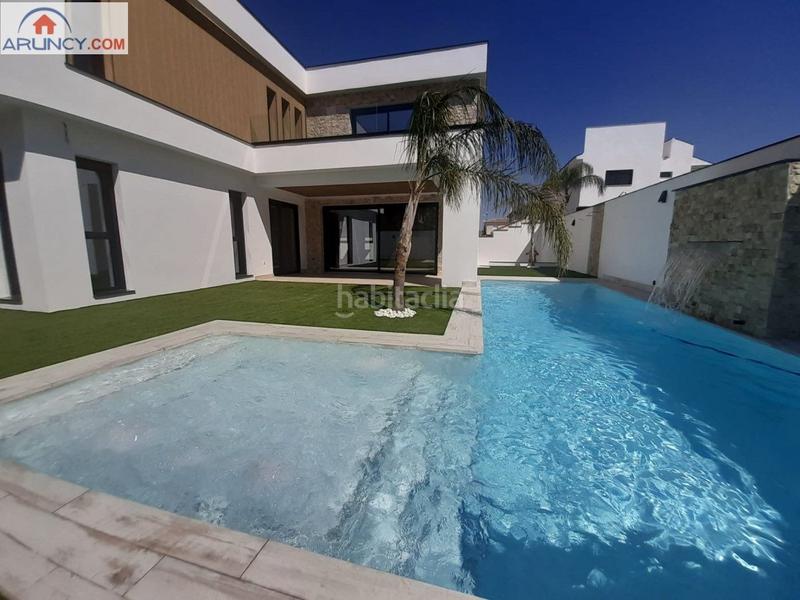 Foto a04595d2-fc90-4db0-a100-a986ed568543. Xalet amb calefacció aparcament piscina a Olivar de Quintos Montequinto