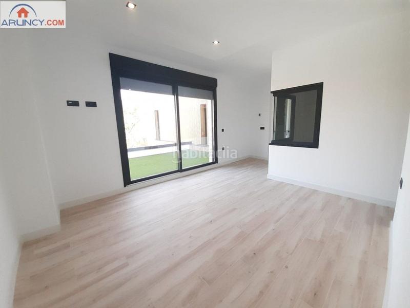 Foto ac7021c9-2570-4281-9391-d2699573c9d0. Xalet amb calefacció aparcament piscina a Olivar de Quintos Montequinto