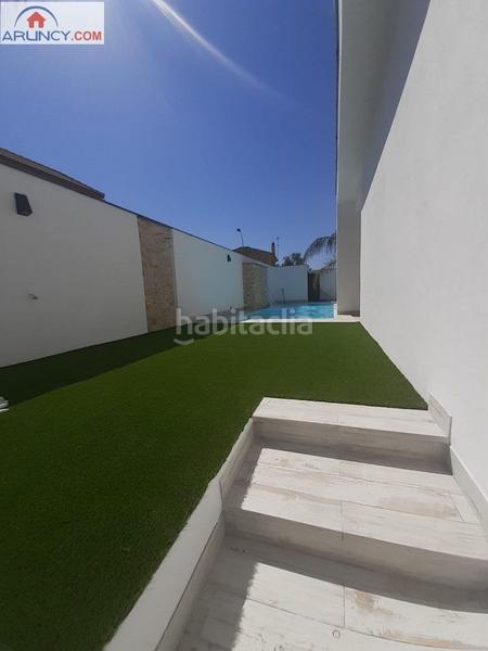 Foto b2bd33bf-c121-4012-84eb-3e0f242f573f. Xalet amb calefacció aparcament piscina a Olivar de Quintos Montequinto