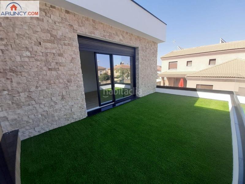 Foto cf459fe0-835e-4368-b9e0-2ce3683423cd. Xalet amb calefacció aparcament piscina a Olivar de Quintos Montequinto