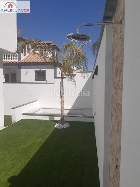 Foto d4bd9283-27d3-46e4-bf80-94fc586a54f8. Xalet amb calefacció aparcament piscina a Olivar de Quintos Montequinto