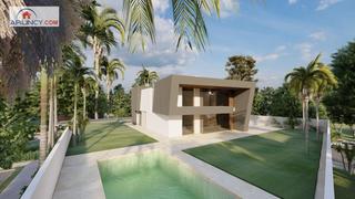 Chalet à Torrequinto. Espectacular chalet para estrenar en la urbanización torrequinto