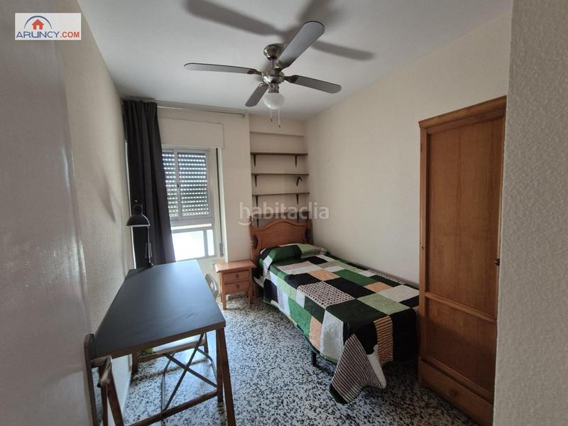 Foto 517e95d1-ab86-4a2b-a0db-e202138b1f2d. Location appartement dans El Torrejón - El Cerezo Sevilla
