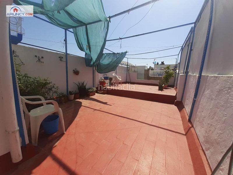 Foto c1851eb9-e33c-4539-9091-c5b4e75ca2e5. Casa a Torreblanca Sevilla