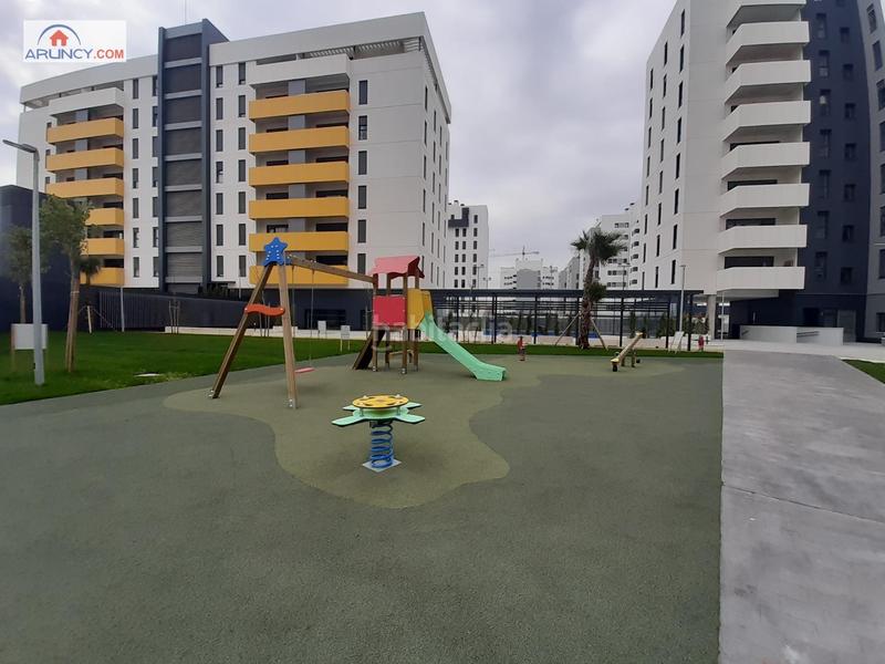 Foto 8cc93a32-9a48-4799-b44e-ad1fe51589e5. Location appartement avec chauffage parking piscine dans Dos Hermanas