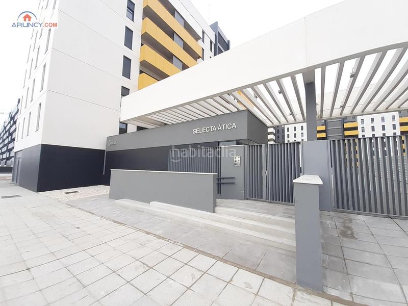 Foto cd1f0bab-43bf-400e-8ce7-17752fe69a57. Location appartement avec chauffage parking piscine dans Dos Hermanas