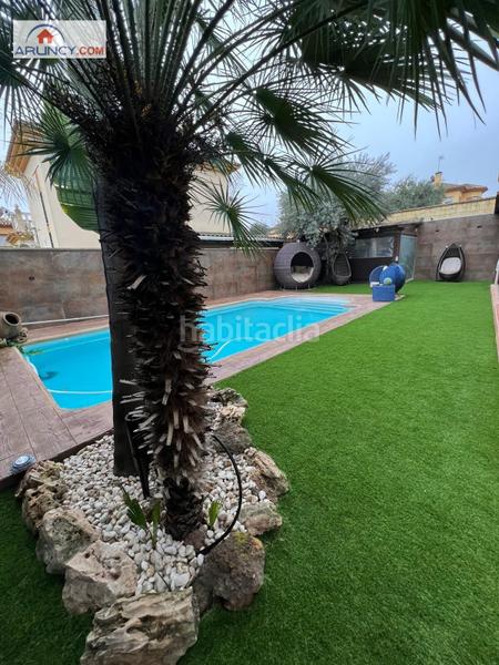 Foto dbe824e8-f8a9-4f43-bff5-f094bff6e694. Xalet amb aparcament piscina a Olivar de Quintos Montequinto