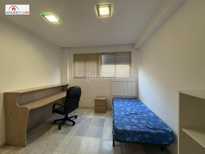 Foto 1a5dc707-b6e0-41bc-9bdd-5ab5bd6c11e4. Pis a Ciudad Jardín Sevilla