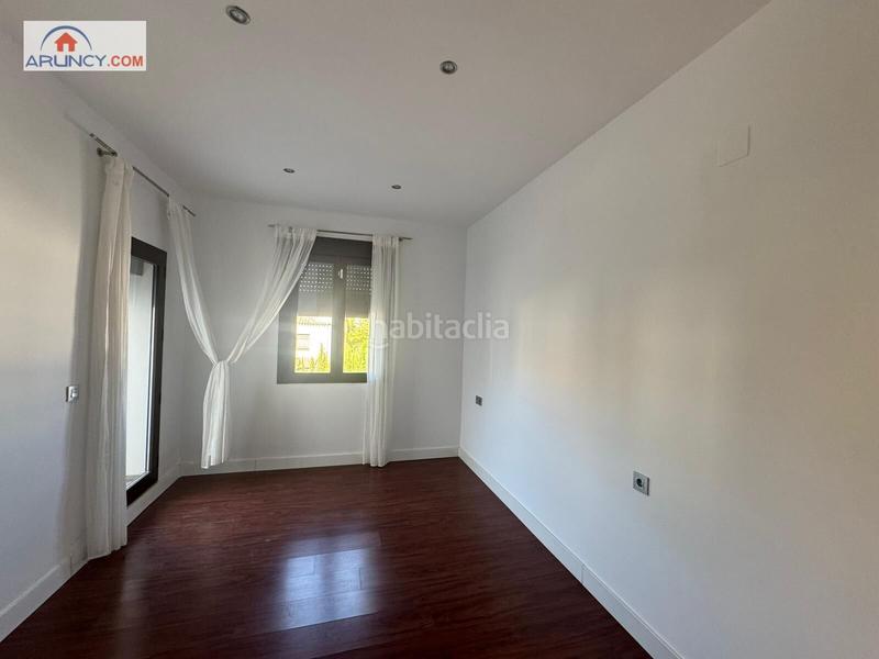 Foto 2e9e47fe-529b-46c3-8335-7738bd5797cc. Chalet mit parking pool in El Zaudín - Club de Golf Bormujos