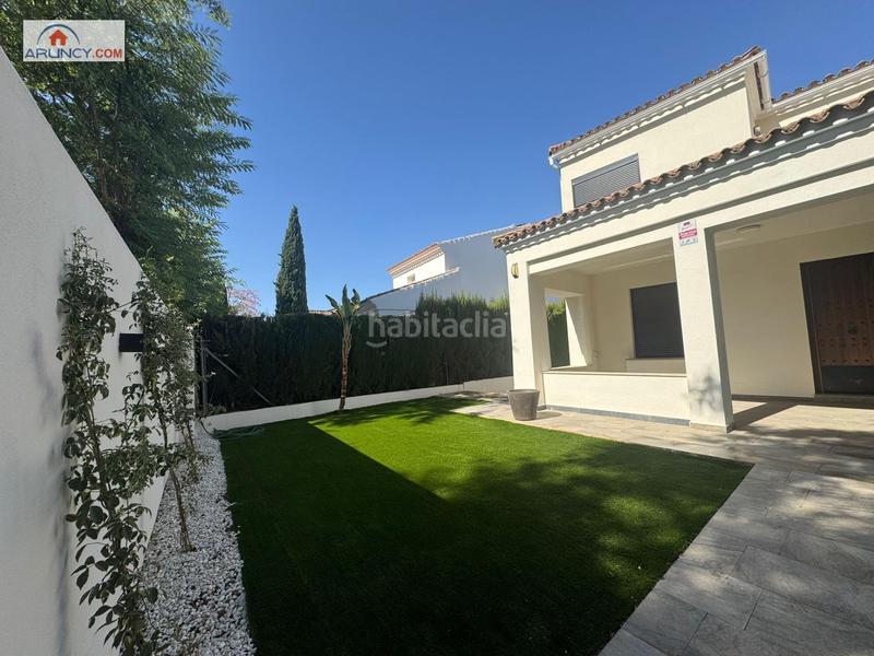 Foto 5a2bb261-7f0b-4769-895c-b45c7cc931e6. Chalet mit parking pool in El Zaudín - Club de Golf Bormujos