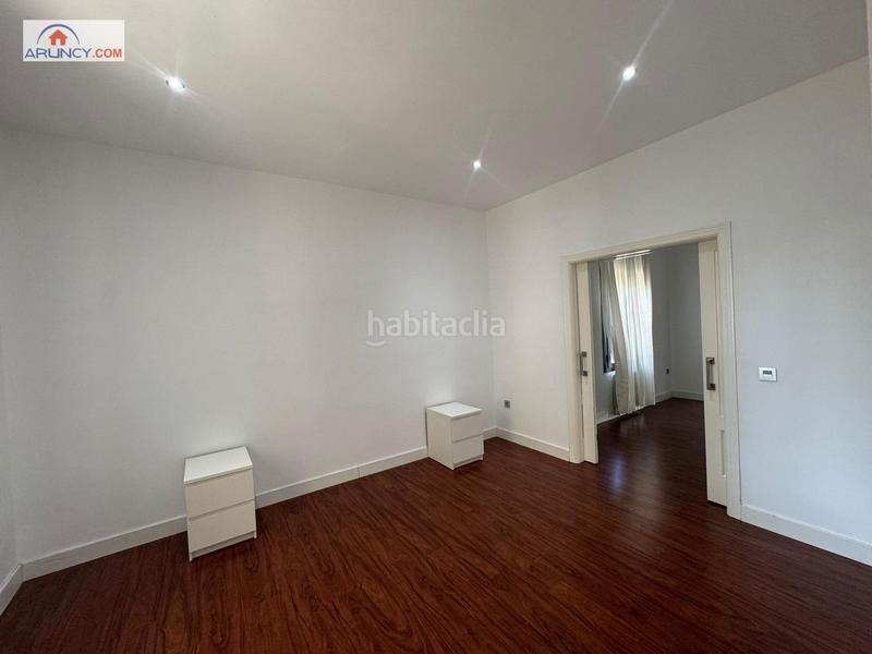 Foto 60045e6d-f255-41ae-9fce-37a4e9e1dde1. Chalet mit parking pool in El Zaudín - Club de Golf Bormujos