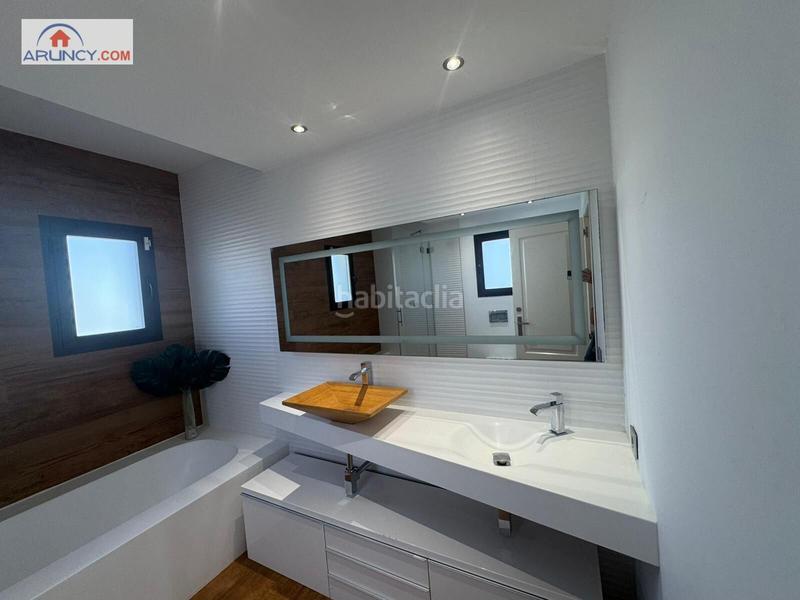 Foto b7f73e57-e60c-4f7e-ba5e-24228403595e. Chalet mit parking pool in El Zaudín - Club de Golf Bormujos