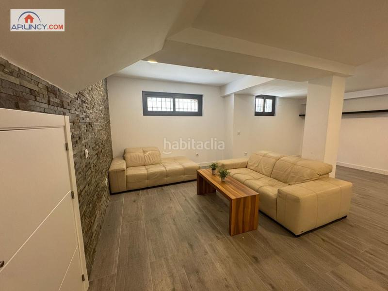 Foto dad3ca38-1f10-4531-a02b-767a148e29e6. Chalet mit parking pool in El Zaudín - Club de Golf Bormujos